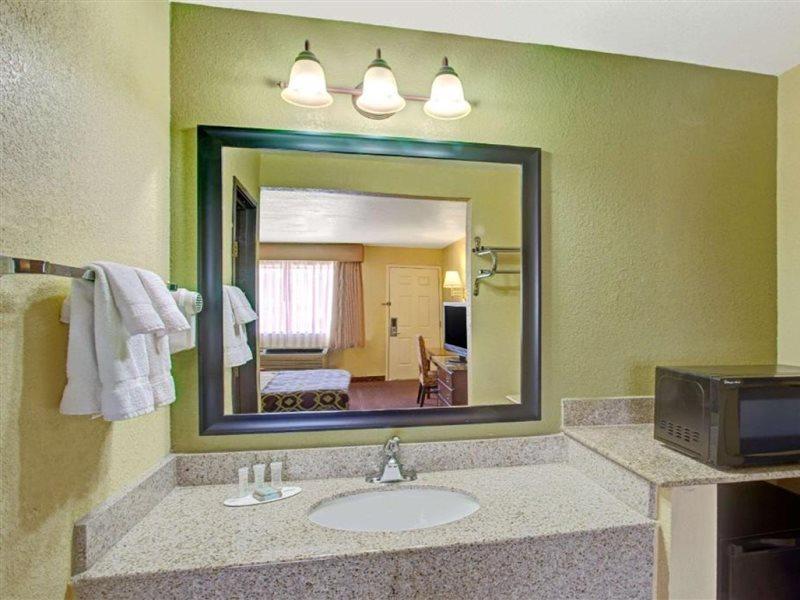 Travelodge By Wyndham Tucson Az Cortaro Kültér fotó